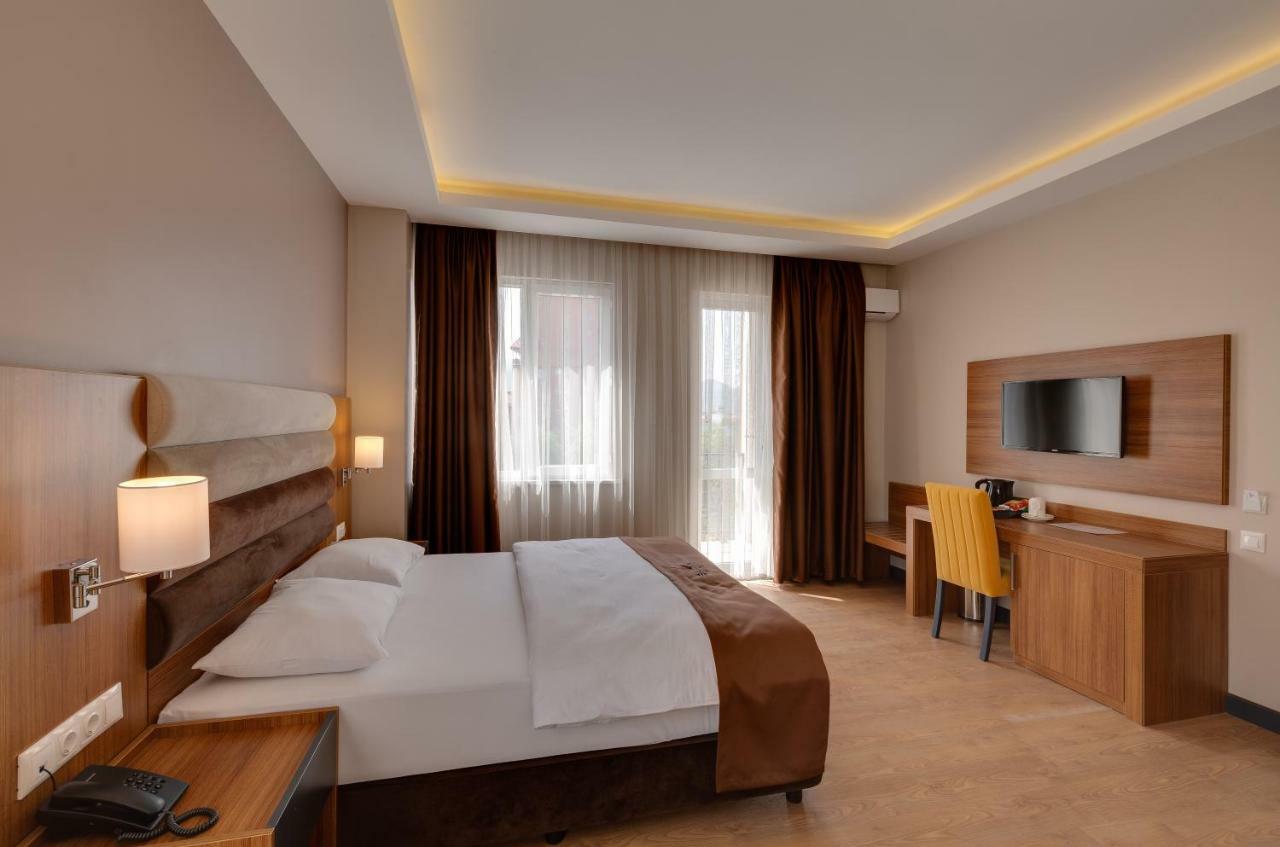 City Hotel Batumi Exteriér fotografie